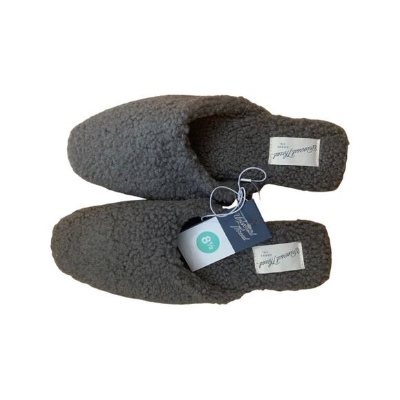 Universal Thread Shoes - NWT Universal Thread Margot Flats Easy on and Off Slipper.   
